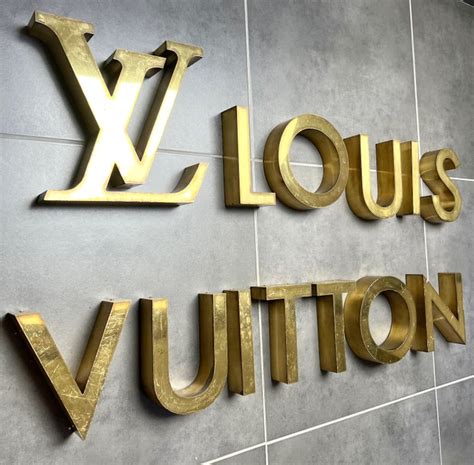 scritta louis vuitton|louis vuitton italian website.